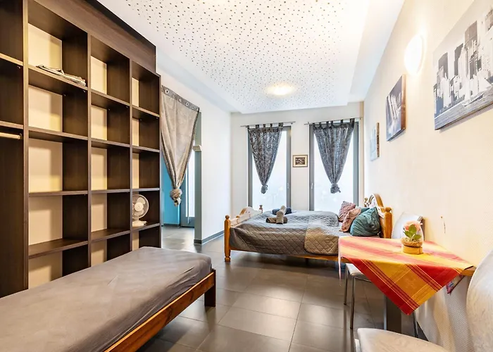 Bacchus Homes * Bacharach